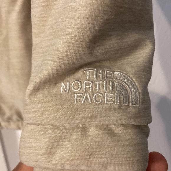 The North Face Women’s Jacket size XS excellent condition length 25” bust 30” - Picture 3 of 16
